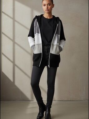 Ombre Zip-Up Hooded Cardigan — Black & Gray